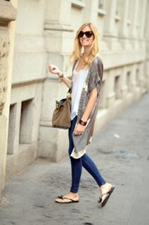 Chiara Ferragni feet photo thumbnail