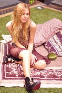 Chiara Ferragni feet photo thumbnail