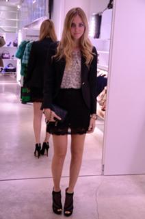 Chiara Ferragni feet photo thumbnail