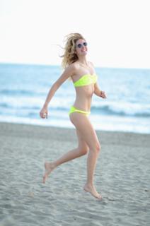 Chiara Ferragni feet photo thumbnail