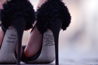 Chiara Ferragni feet photo thumbnail