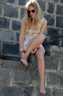 Chiara Ferragni feet photo thumbnail