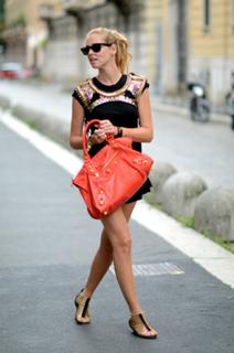 Chiara Ferragni feet photo thumbnail