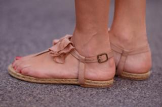 Chiara Ferragni feet photo thumbnail