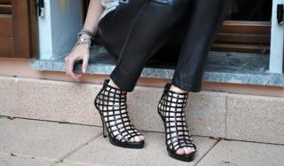 Chiara Ferragni feet photo thumbnail