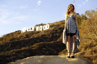 Chiara Ferragni feet photo thumbnail