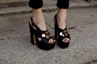 Chiara Ferragni feet photo thumbnail