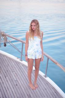 Chiara Ferragni feet photo thumbnail