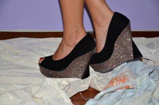 Chiara Ferragni feet photo thumbnail