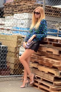 Chiara Ferragni feet photo thumbnail