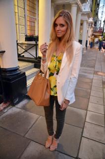 Chiara Ferragni feet photo thumbnail