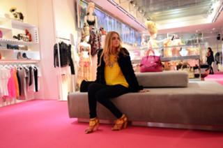 Chiara Ferragni feet photo thumbnail