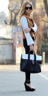 Chiara Ferragni feet photo thumbnail