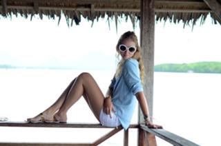 Chiara Ferragni feet photo thumbnail