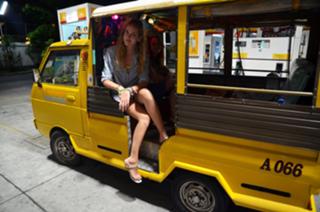 Chiara Ferragni feet photo thumbnail