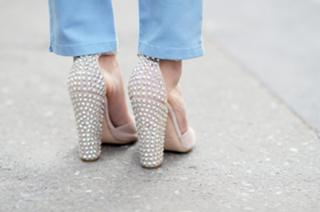 Chiara Ferragni feet photo thumbnail