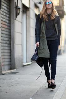 Chiara Ferragni feet photo thumbnail