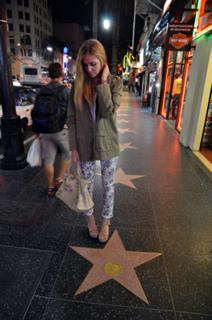 Chiara Ferragni feet photo thumbnail