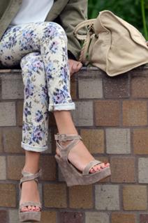 Chiara Ferragni feet photo thumbnail