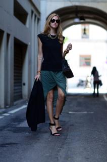 Chiara Ferragni feet photo thumbnail