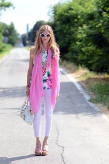 Chiara Ferragni feet photo thumbnail