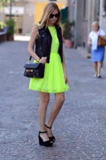 Chiara Ferragni feet photo thumbnail
