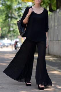 Chiara Ferragni feet photo thumbnail