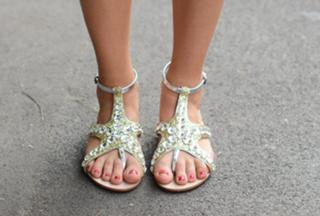 Chiara Ferragni feet photo thumbnail