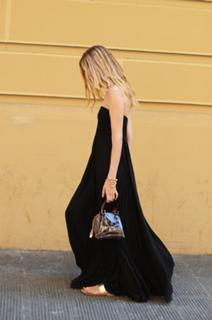 Chiara Ferragni feet photo thumbnail