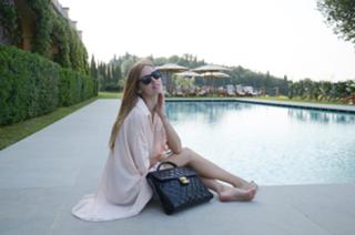 Chiara Ferragni feet photo thumbnail