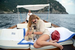 Chiara Ferragni feet photo thumbnail