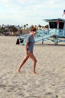 Chiara Ferragni feet photo thumbnail