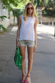 Chiara Ferragni feet photo thumbnail