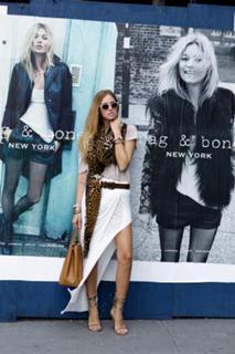 Chiara Ferragni feet photo thumbnail