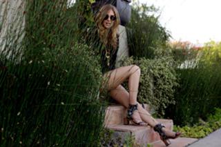 Chiara Ferragni feet photo thumbnail