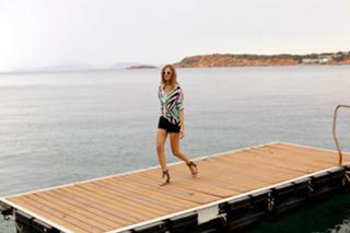 Chiara Ferragni feet photo thumbnail