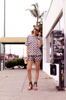 Chiara Ferragni feet photo thumbnail