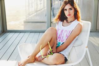 Chiara Ferragni feet photo thumbnail