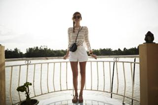 Chiara Ferragni feet photo thumbnail