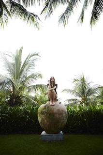 Chiara Ferragni feet photo thumbnail
