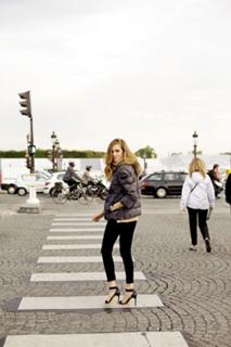 Chiara Ferragni feet photo thumbnail