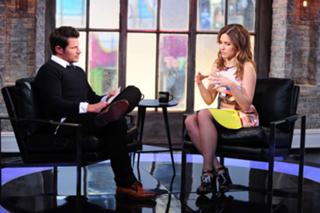 Sophia Bush feet photo thumbnail