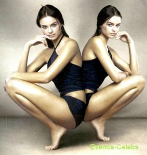 Kasia Smutniak feet photo 3