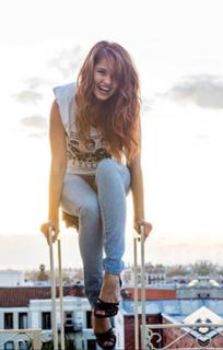Debby Ryan feet photo thumbnail
