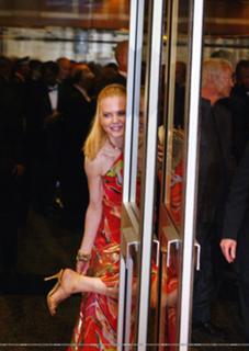 Nicole Kidman feet photo thumbnail
