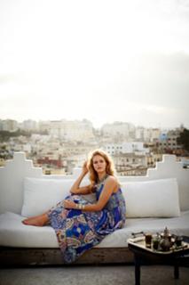 Erin Heatherton feet photo thumbnail