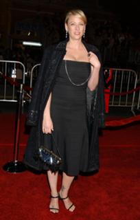 Virginia Madsen feet photo thumbnail
