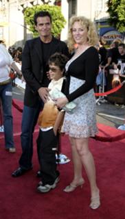 Virginia Madsen feet photo thumbnail
