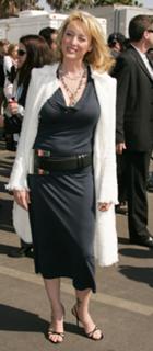 Virginia Madsen feet photo thumbnail