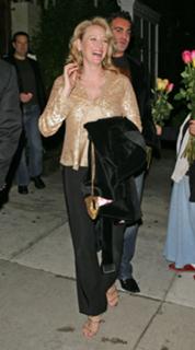 Virginia Madsen feet photo thumbnail